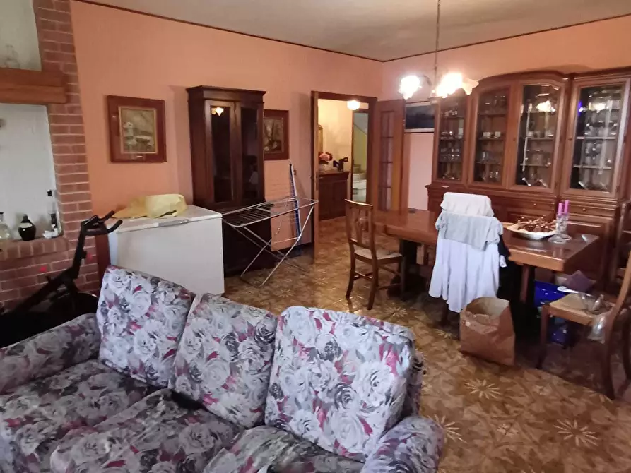 Immagine 9 di Porzione di casa in vendita  a Fornovo Di Taro