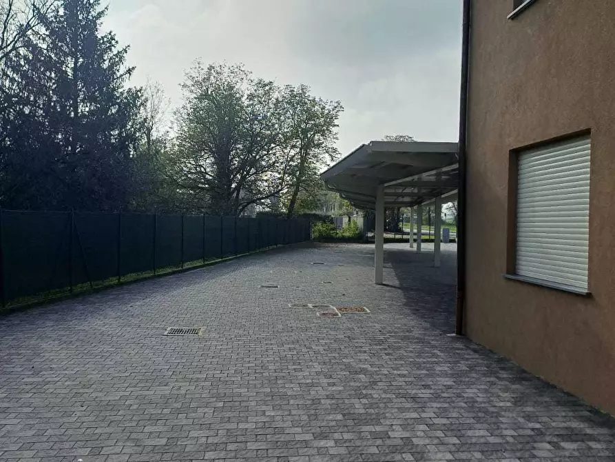 Immagine 50 di Bilocale in vendita  a Montechiarugolo