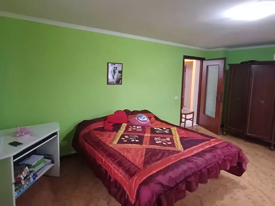 Immagine 17 di Bilocale in vendita  a Medesano