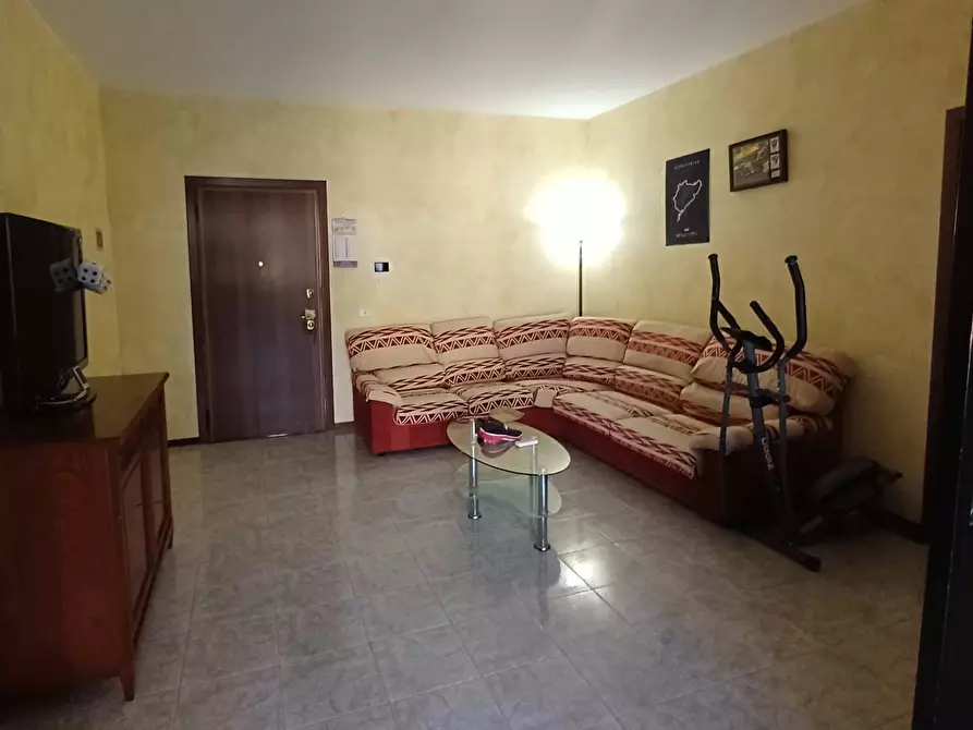 Immagine 5 di Trilocale in vendita  a Medesano