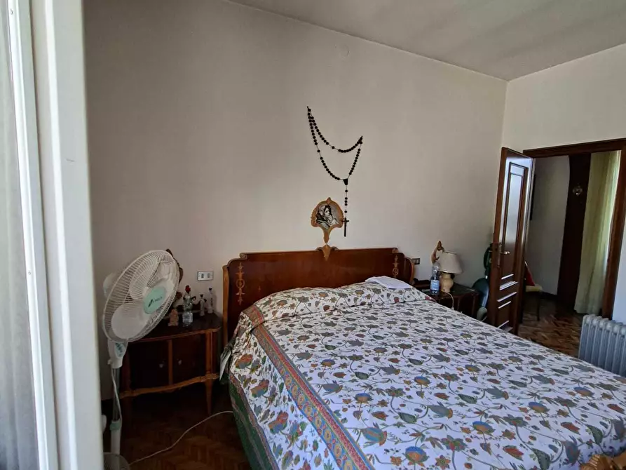 Immagine 39 di Trilocale in vendita  a Medesano