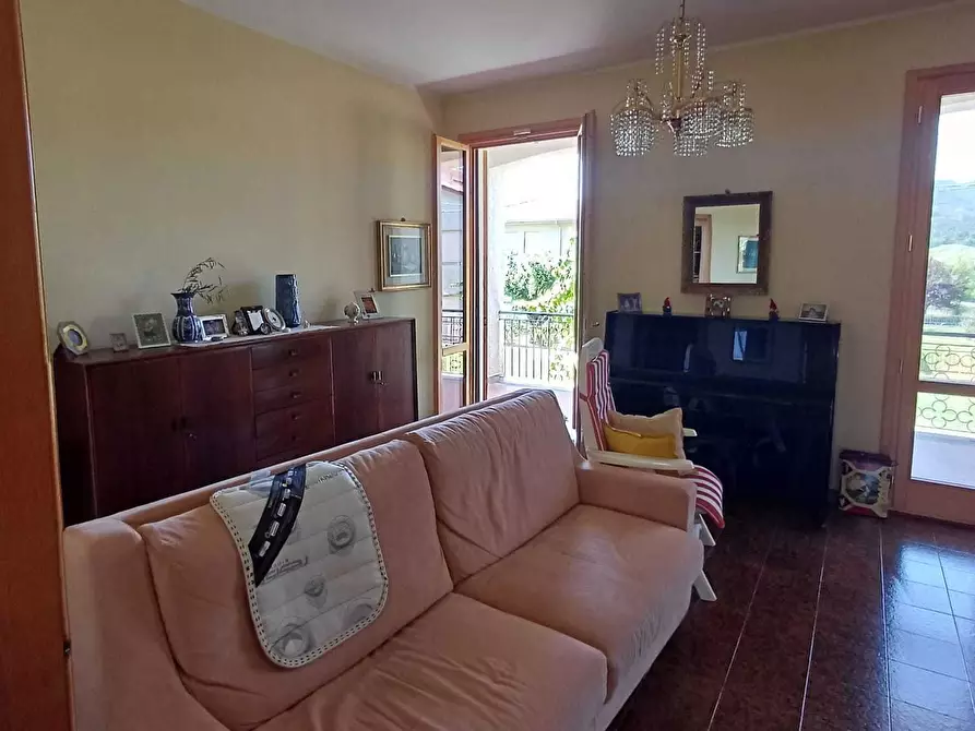 Immagine 51 di Casa bifamiliare in vendita  a Varano De' Melegari