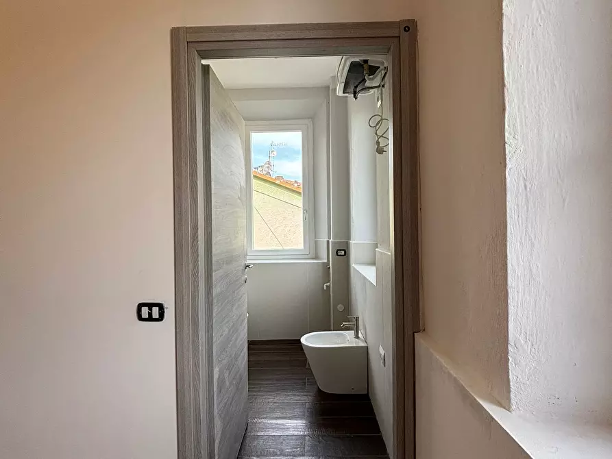 Immagine 5 di Bilocale in affitto  a Medesano