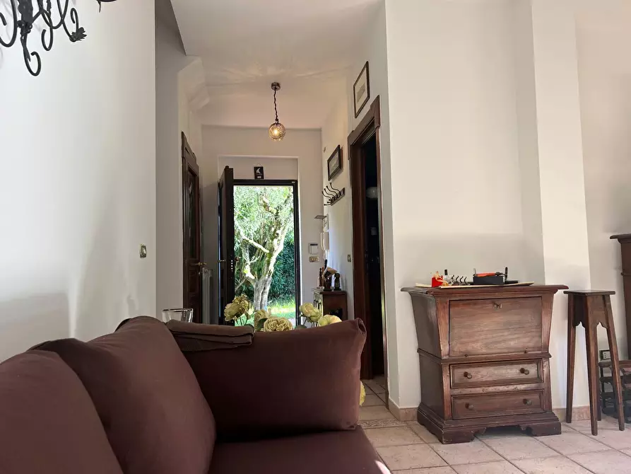 Immagine 9 di Villetta a schiera in vendita  a Sarzana