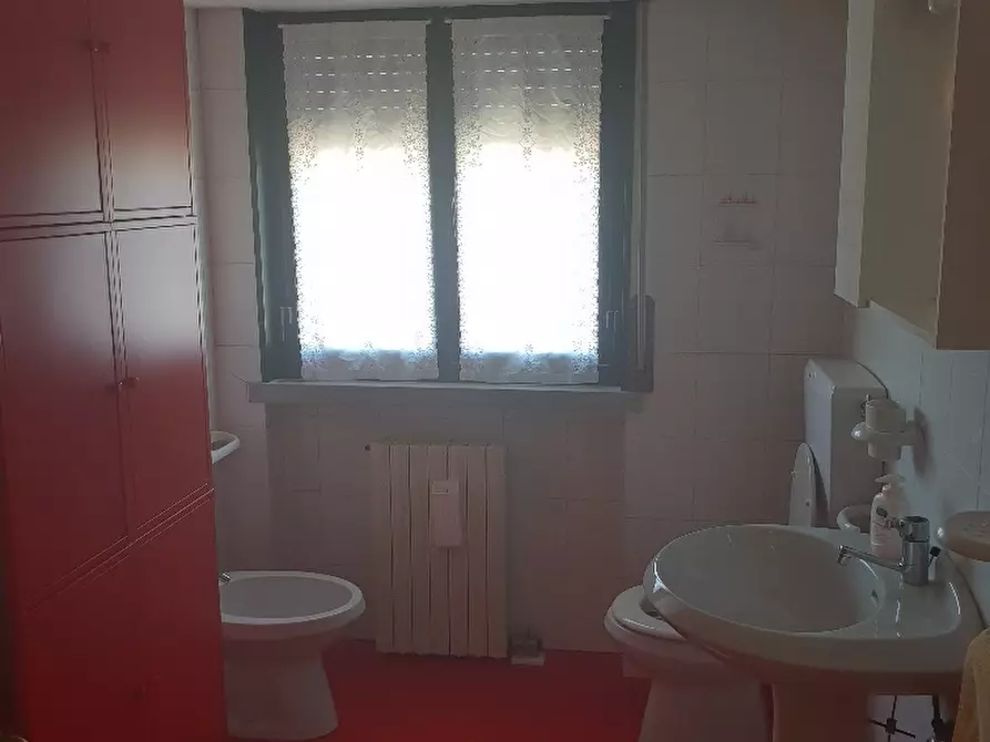 Immagine 20 di Quadrilocale in affitto  a Varano De' Melegari