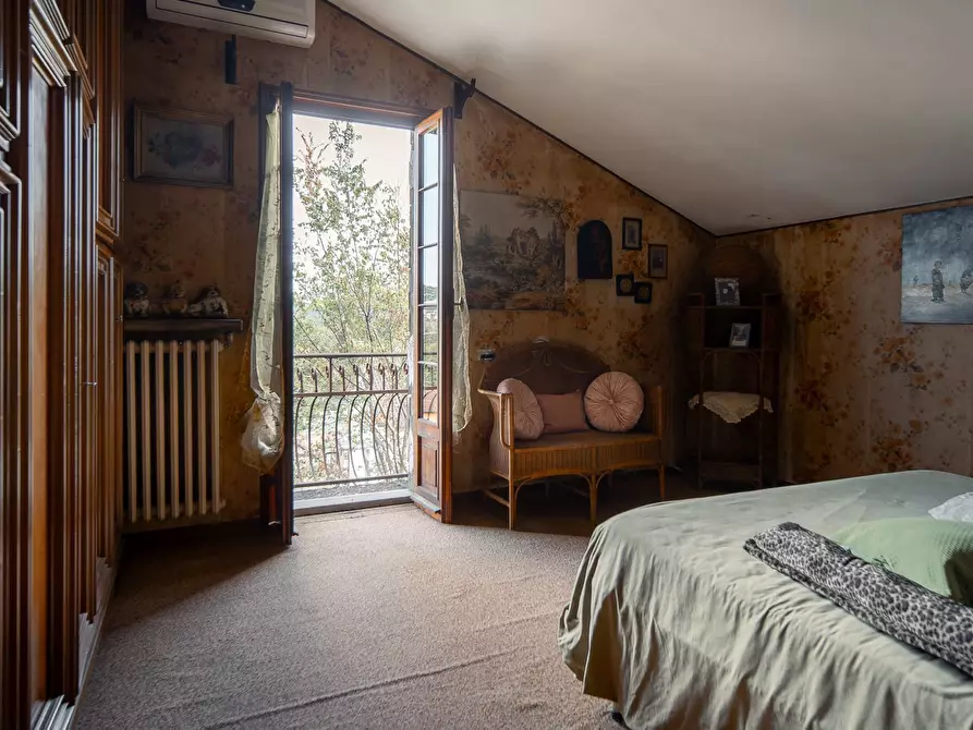 Immagine 23 di Quadrilocale in vendita  a Medesano