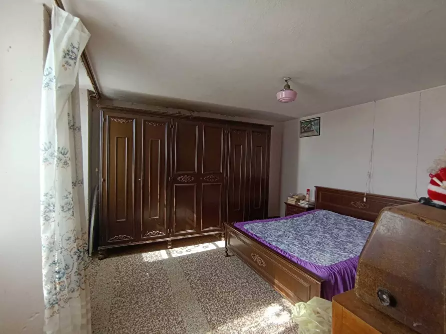 Immagine 26 di Casa indipendente in vendita  a Bore