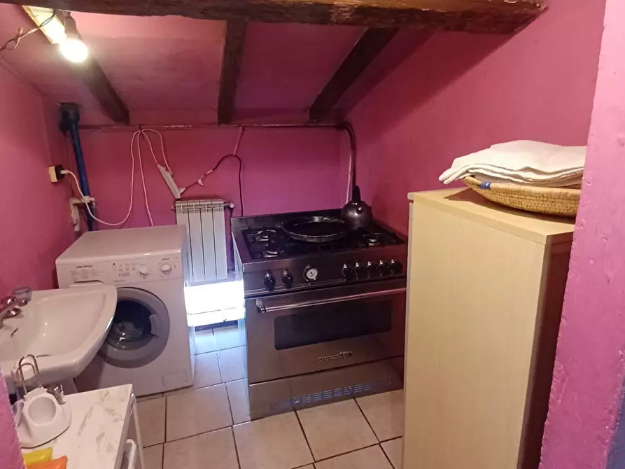 Immagine 20 di Trilocale in vendita  a Fornovo Di Taro