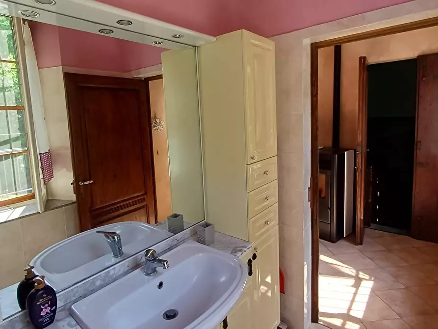 Immagine 35 di Casa indipendente in vendita  a Fornovo Di Taro