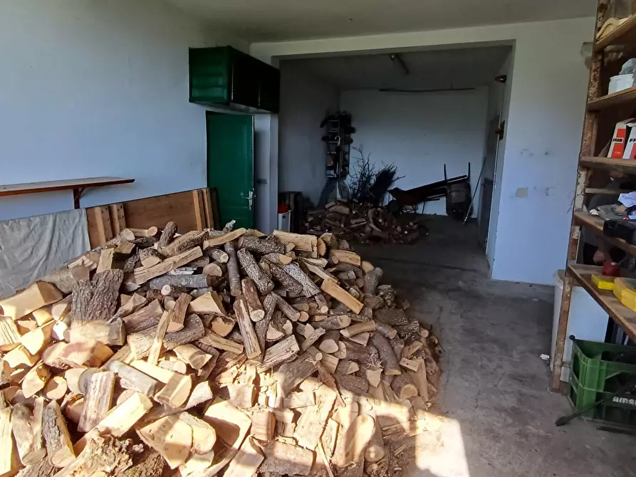 Immagine 22 di Quadrilocale in vendita  a Fornovo Di Taro