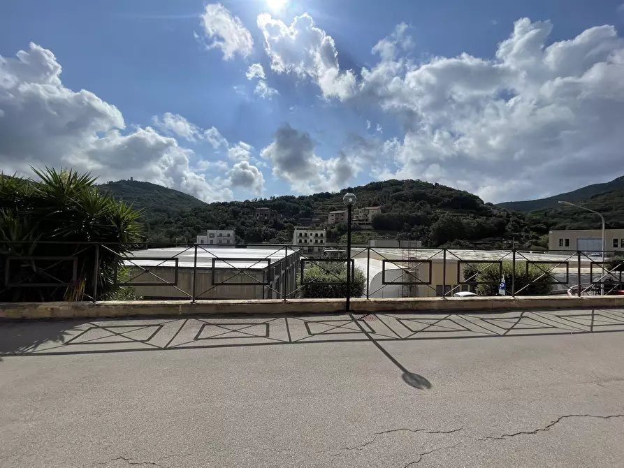 Immagine 1 di Garage in vendita  in Strada Vicinale del Grottino a Monte Argentario