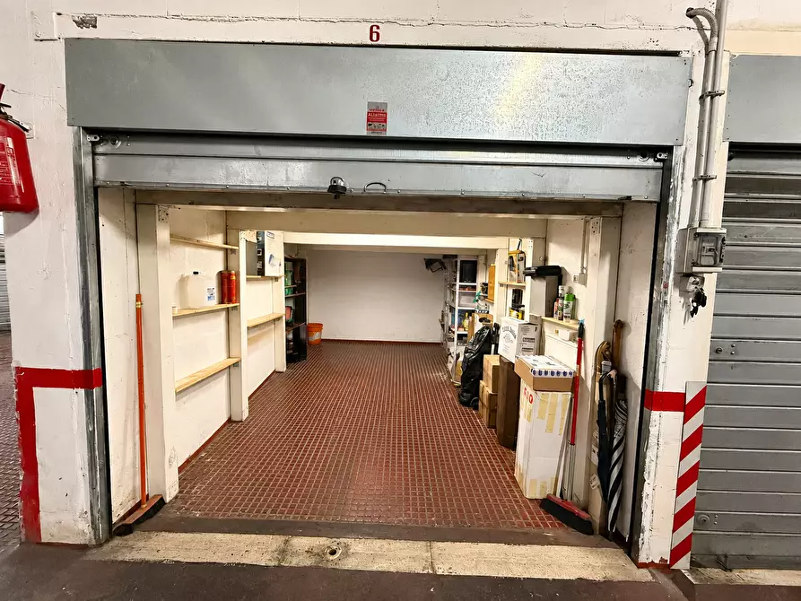 Immagine 21 di Attico in vendita  in Piazza Ronchi 8 a Roma