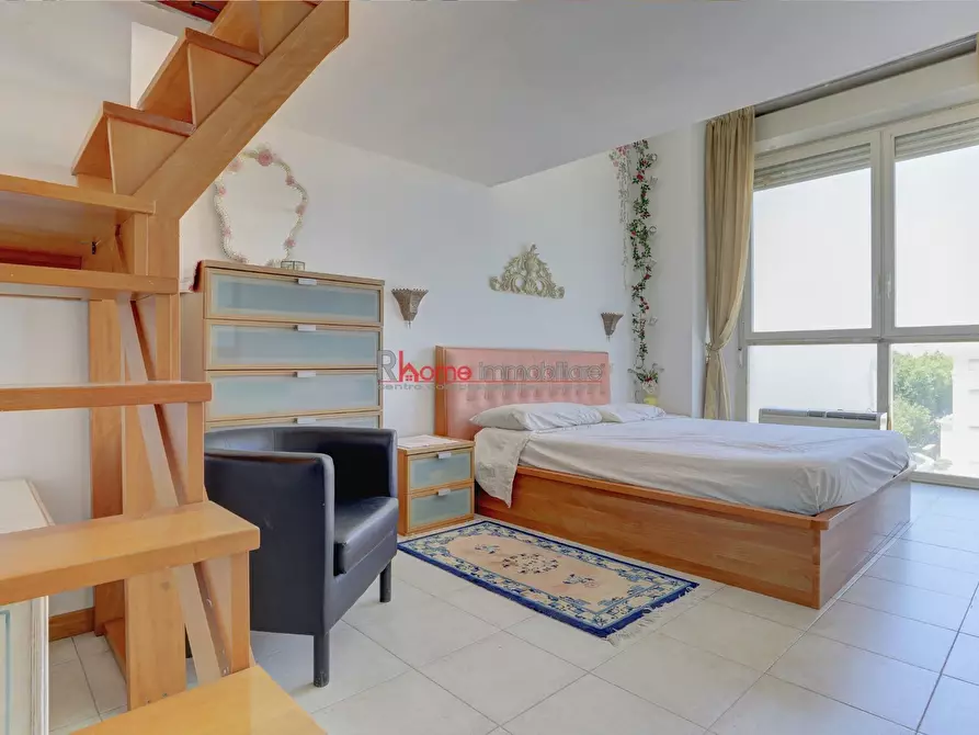 Immagine 10 di Appartamento in vendita  in Via Casilina 9 a Roma