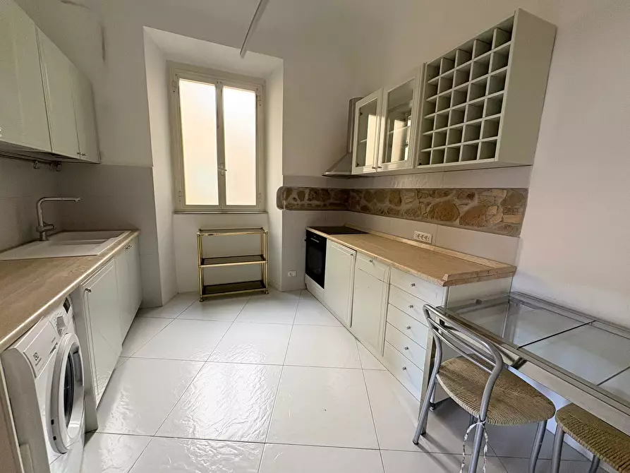 Immagine 10 di Trilocale in affitto  in Via di San Giovanni in Laterano 276 a Roma