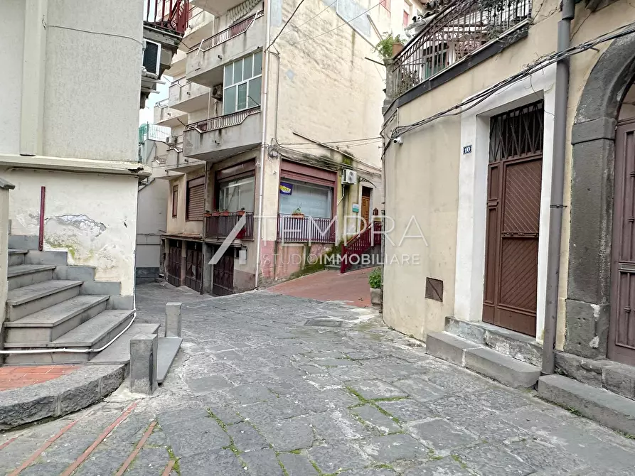 Immagine 29 di Appartamento in vendita  in Via Gaezza 3 a Adrano
