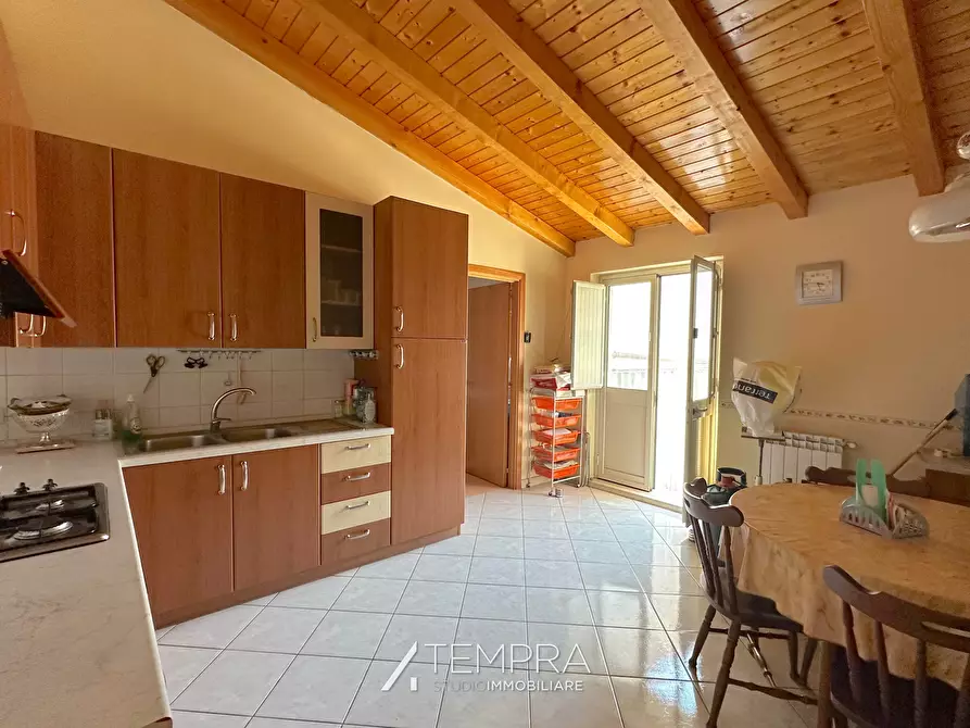 Immagine 25 di Casa indipendente in vendita  in VIA ALBERT EINSTEIN 9 a Adrano