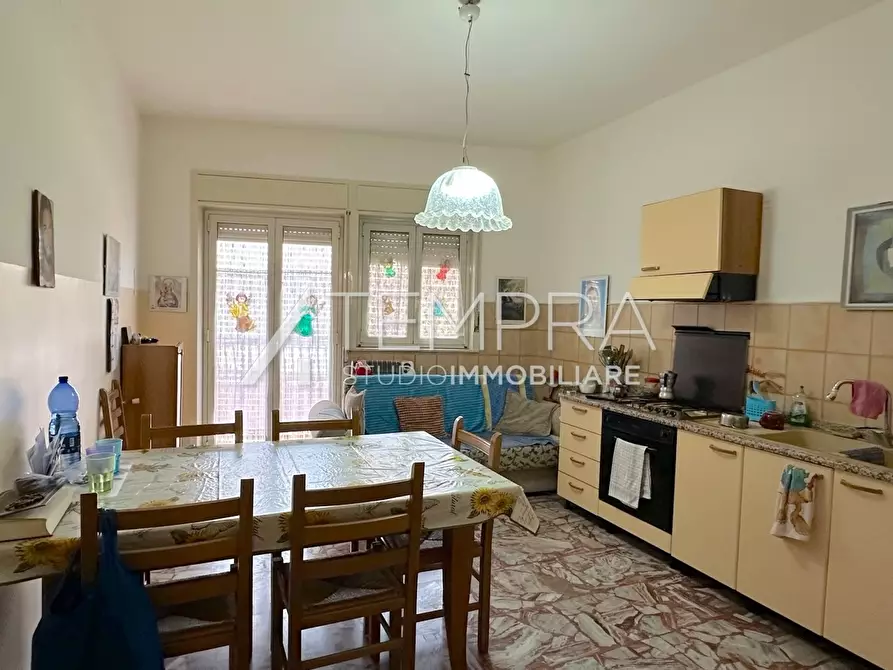 Immagine 25 di Casa indipendente in vendita  a Adrano