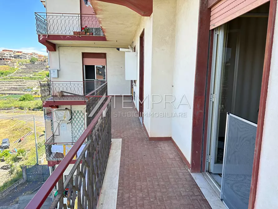 Immagine 19 di Appartamento in vendita  a Adrano