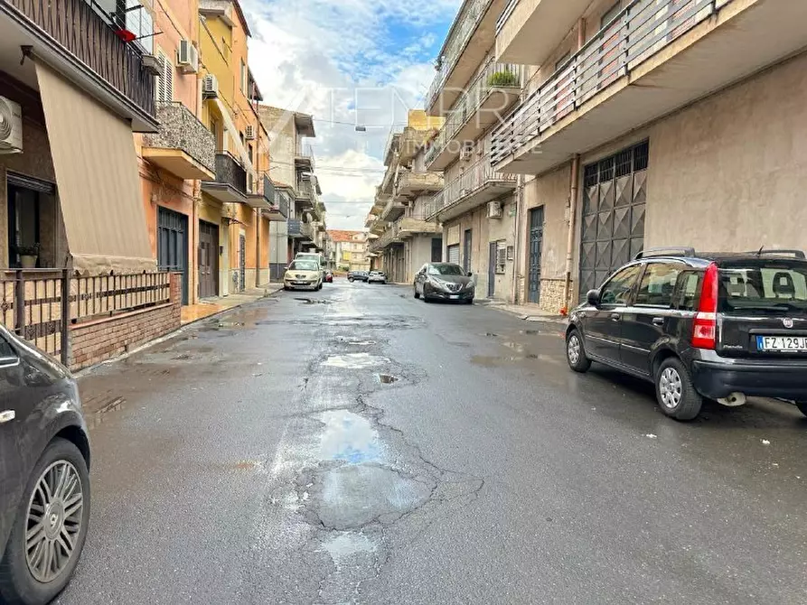 Immagine 26 di Appartamento in vendita  in Via Ninfa Talia a Adrano