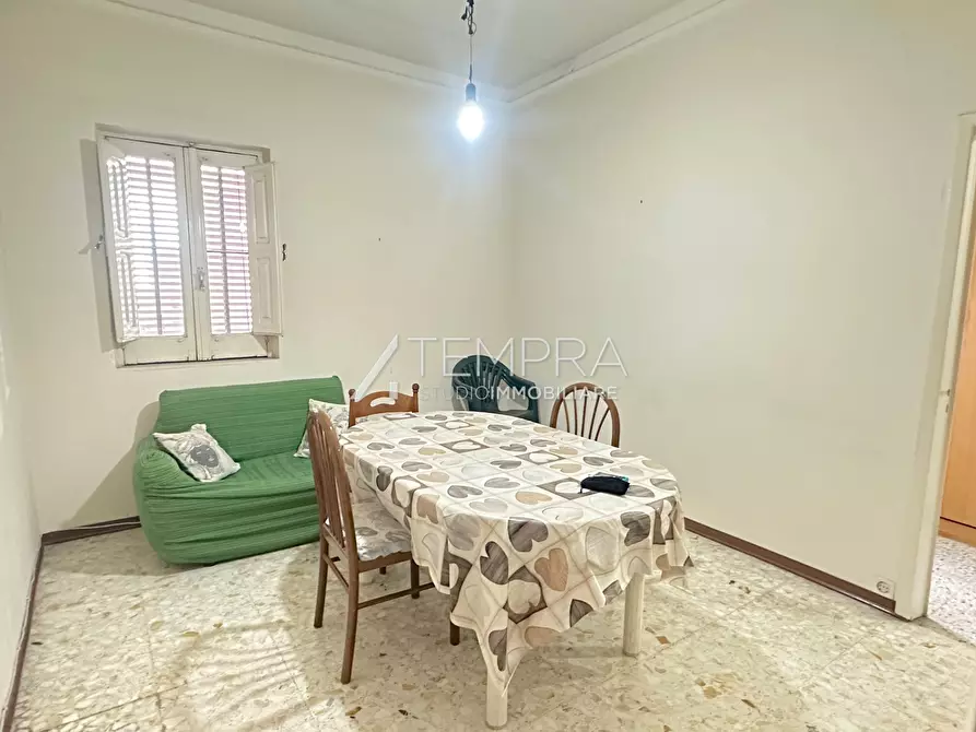 Immagine 13 di Casa indipendente in vendita  in Piazza Giuseppe di Vittorio a Adrano
