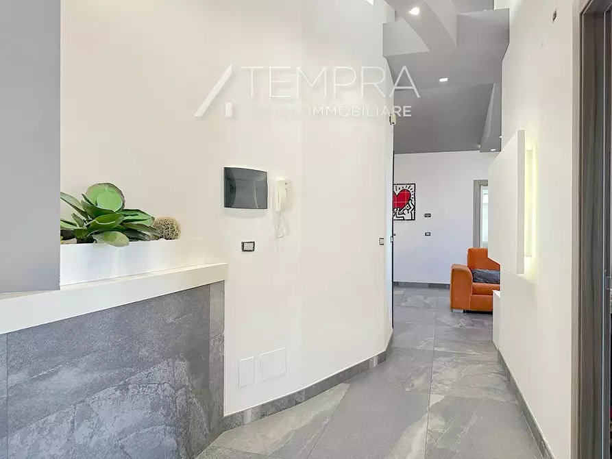 Immagine 28 di Attico in vendita  in Via Cappuccini a Adrano