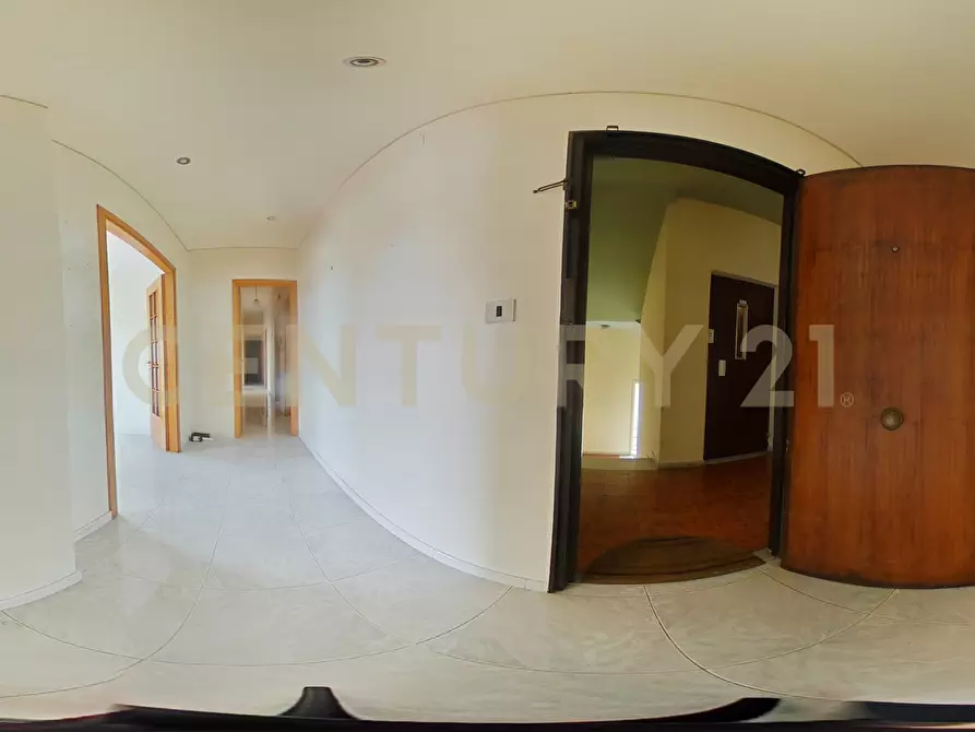 Immagine 50 di Pentalocale in vendita  in Via Stefano Vitale 12 a Catania