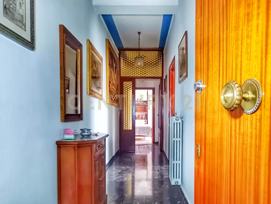 Immagine 13 di Quadrilocale in vendita  in Piazza Fratelli Cervi 10 a Abbadia San Salvatore