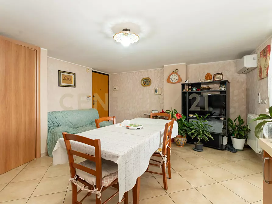 Immagine 38 di Pentalocale in vendita  in Via Acquedotto Greco 248 a Catania