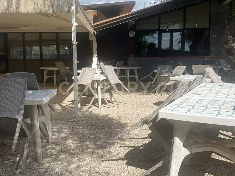 Immagine 31 di Pizzeria / Pub in vendita  in Via Alcide de Gasperi 110 a Mascalucia