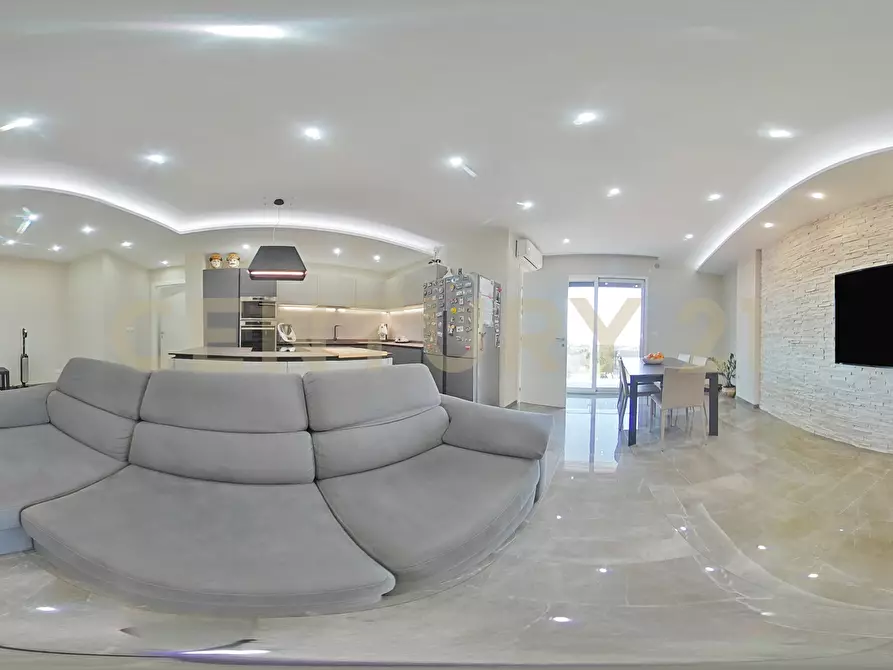 Immagine 48 di Appartamento in vendita  in Via dell'Aratro 14 a Catania