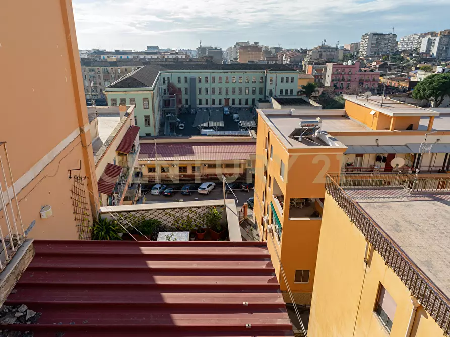 Immagine 24 di Pentalocale in vendita  in Piazza Spedini 8 a Catania