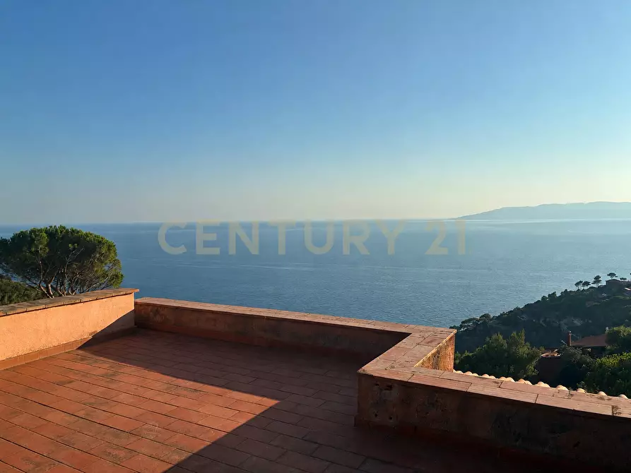 Immagine 1 di Bilocale in vendita  in località cala piccola a Monte Argentario