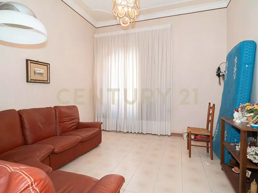 Immagine 38 di Pentalocale in vendita  in Via Santa Maria della Stella 20 a Catania