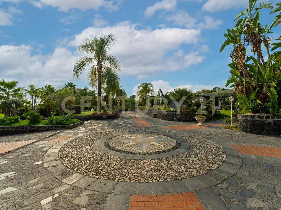 Immagine 5 di Rustico / casale in vendita  in Via Castelnuovo Don Bosco 68 a Acireale