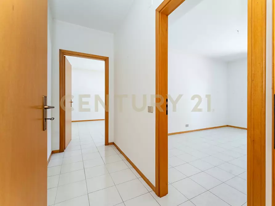 Immagine 34 di Trilocale in vendita  in CONTRADA PISCITELLO 11 a Lentini