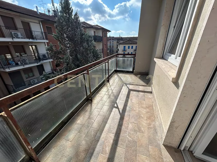 Immagine 21 di Quadrilocale in vendita  in Via Merano 9 a Verona