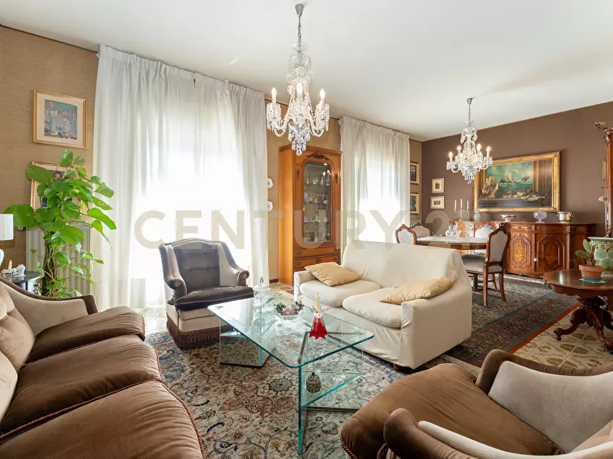 Immagine 2 di Appartamento in vendita  in Viale Alcide De Gasperi 187 a Catania