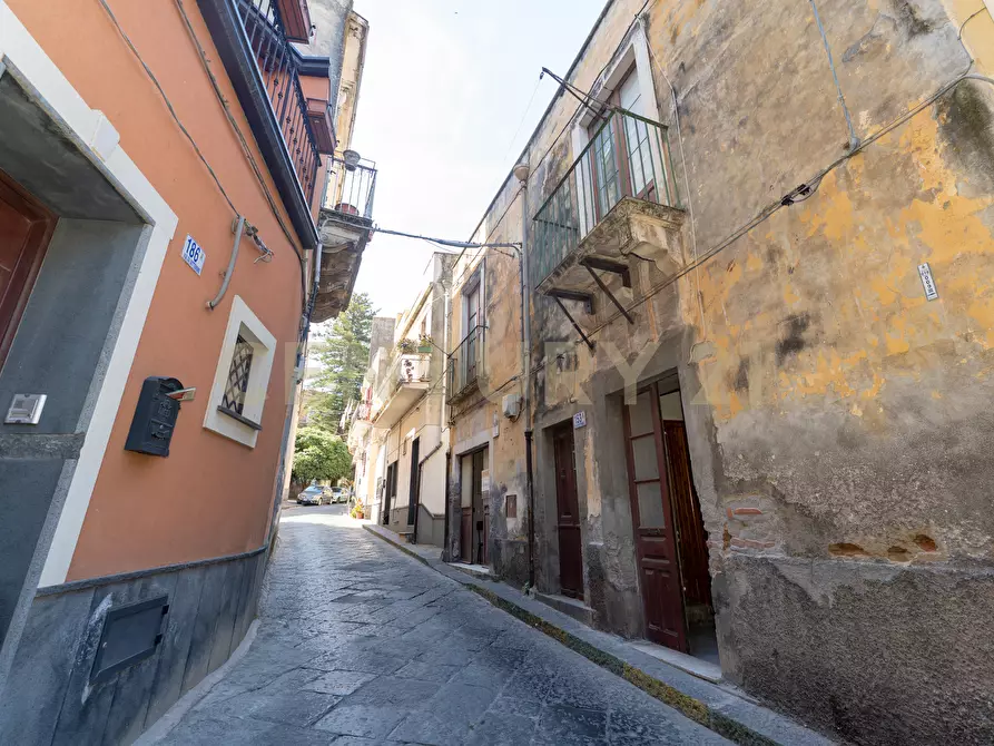 Immagine 3 di Casa indipendente in vendita  in Via XX Settembre 153 a Motta Sant'anastasia