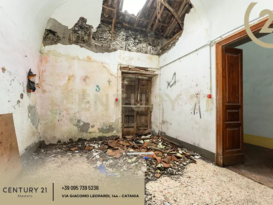 Immagine 19 di Rustico / casale in vendita  in Via Alessandro Manzoni 152 a Viagrande