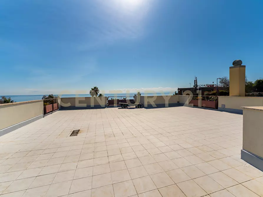 Immagine 89 di Villa in vendita  in Via Antonello da Messina 57 a Aci Castello