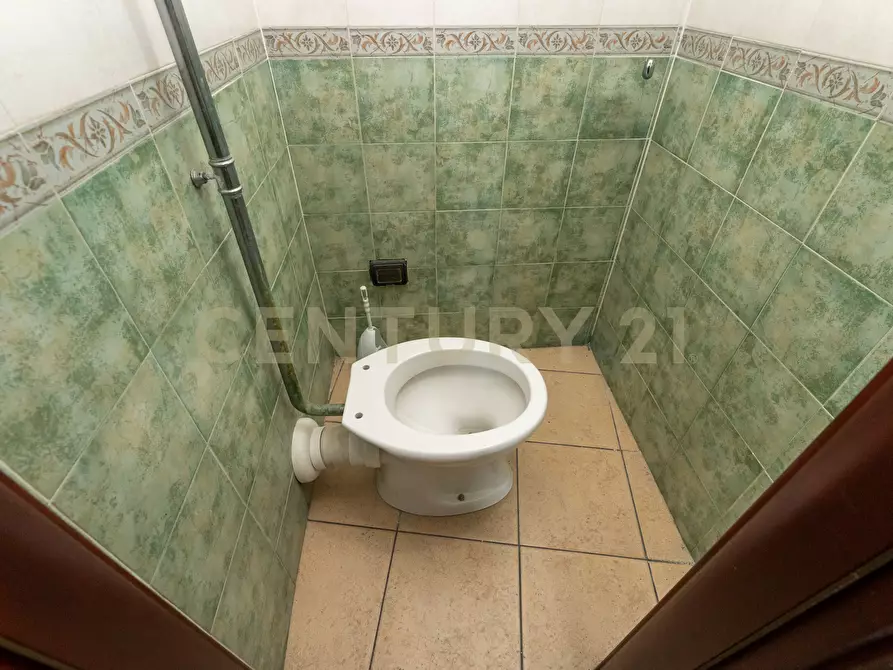 Immagine 34 di Bar / Ristorante in vendita  in Viale Papa Giovanni XXIII 46 a Camporotondo Etneo