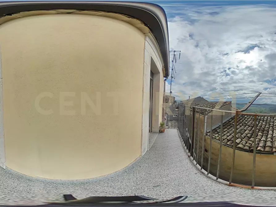 Immagine 37 di Terratetto in vendita  in Via Cafici 28 a Vizzini