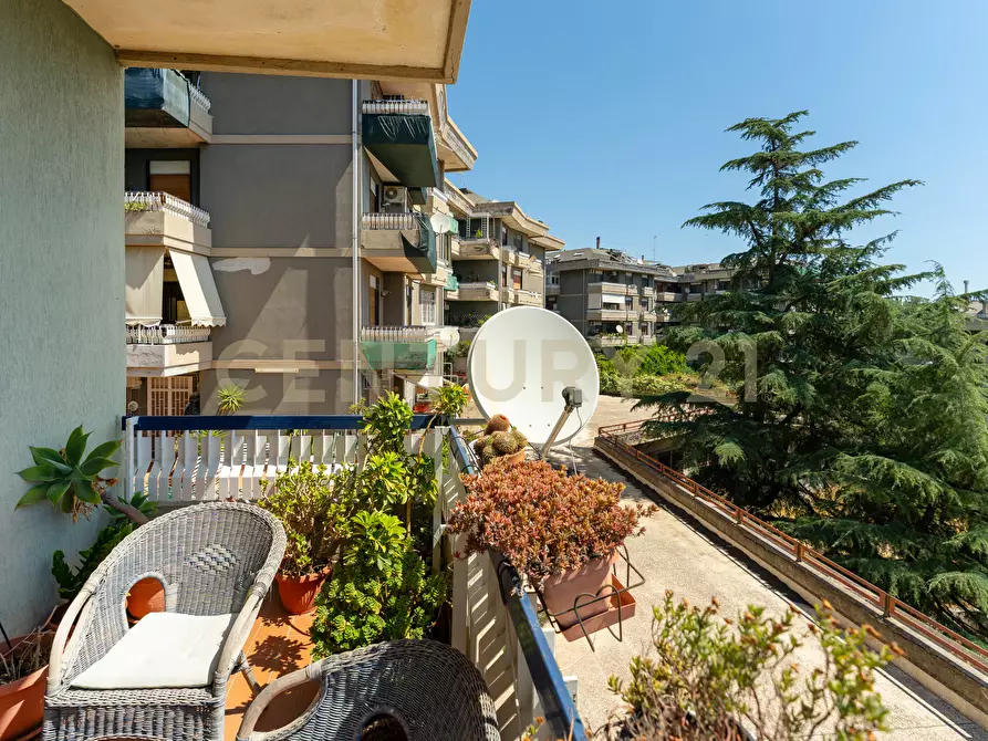 Immagine 20 di Pentalocale in vendita  in Via Cristoforo Colombo 1 a San Gregorio Di Catania