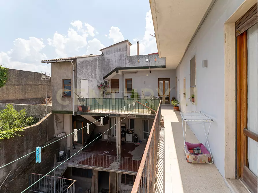Immagine 47 di Casa semindipendente in vendita  in Via Duca degli Abruzzi 105 a San Giovanni La Punta