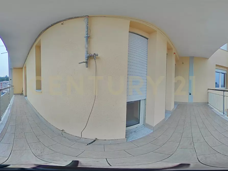 Immagine 44 di Pentalocale in vendita  in Via Due Obelischi 48 a Gravina Di Catania