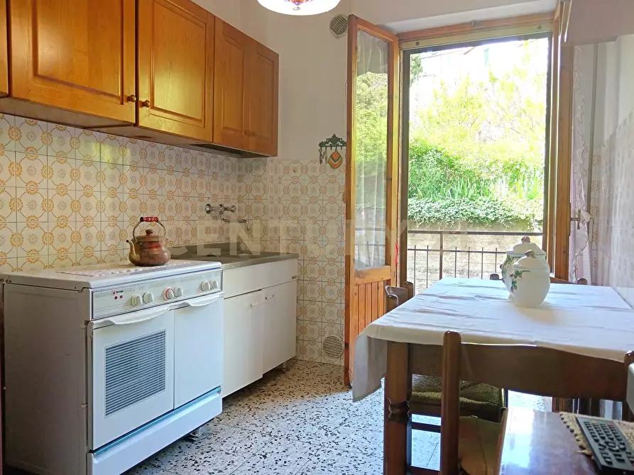 Immagine 12 di Pentalocale in vendita  in Via della Chiesa 1 a Castiglione D'orcia