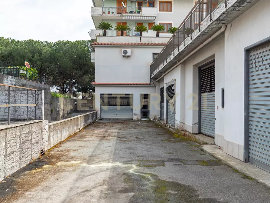 Immagine 19 di Attività artigianale in vendita  in Via Antonio Gramsci 80/84 a Giarre