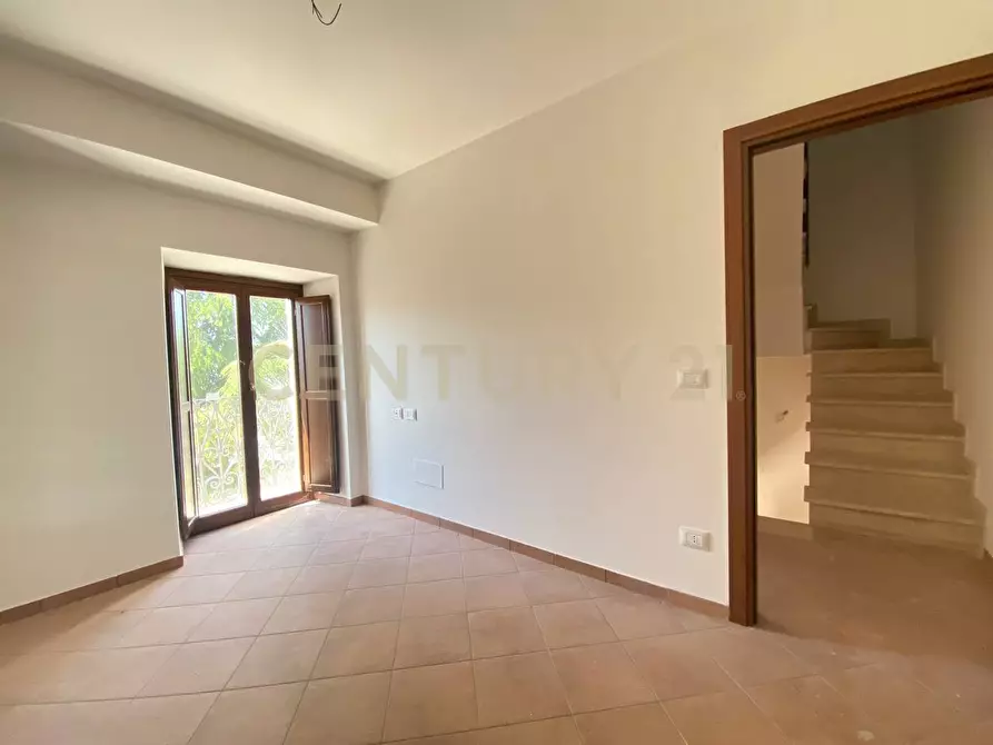 Immagine 3 di Casa bifamiliare in vendita  in Via codacchio 47 a Poggio Picenze