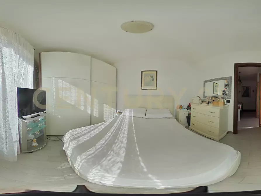 Immagine 30 di Bilocale in vendita  in Via dei Ciclopi 160 a Aci Catena