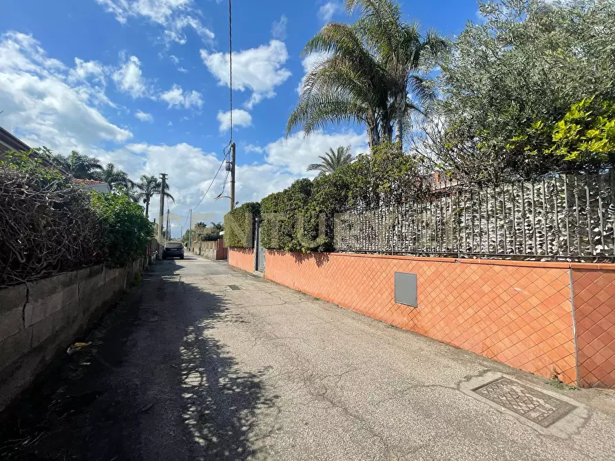 Immagine 4 di Casa indipendente in vendita  in Via Maccarello 43 a Catania